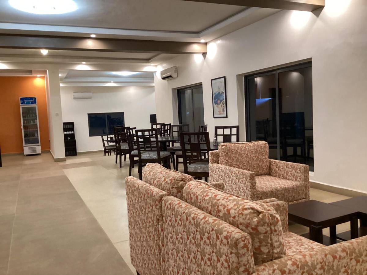 Adis Hotels Prime إبادان المظهر الخارجي الصورة