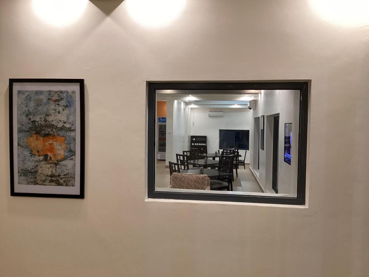 Adis Hotels Prime إبادان المظهر الخارجي الصورة